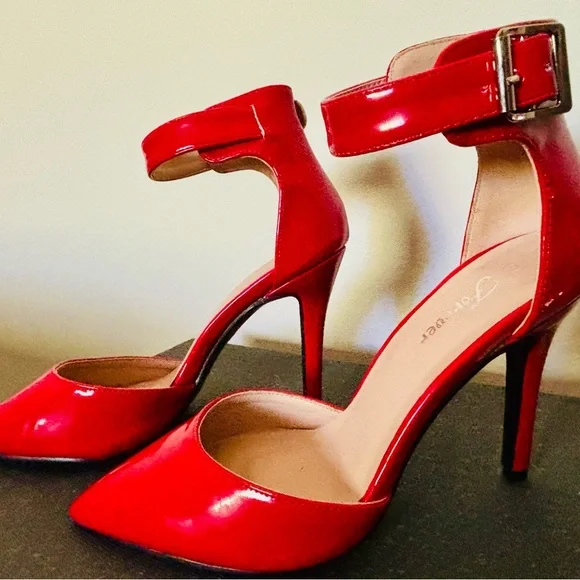 Elegant Women’s Sz 6 Red Patent Leather Heels - Picture 7 of 14
